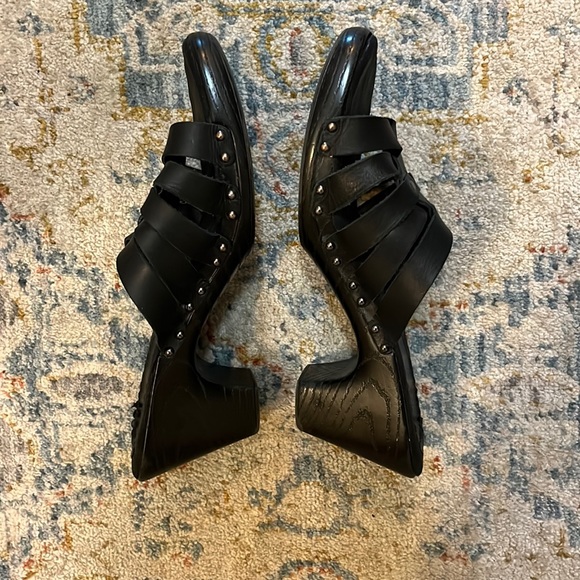 Rinaldi Sandals - Picture 2 of 4